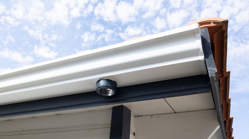 Seamless Gutters Replacement