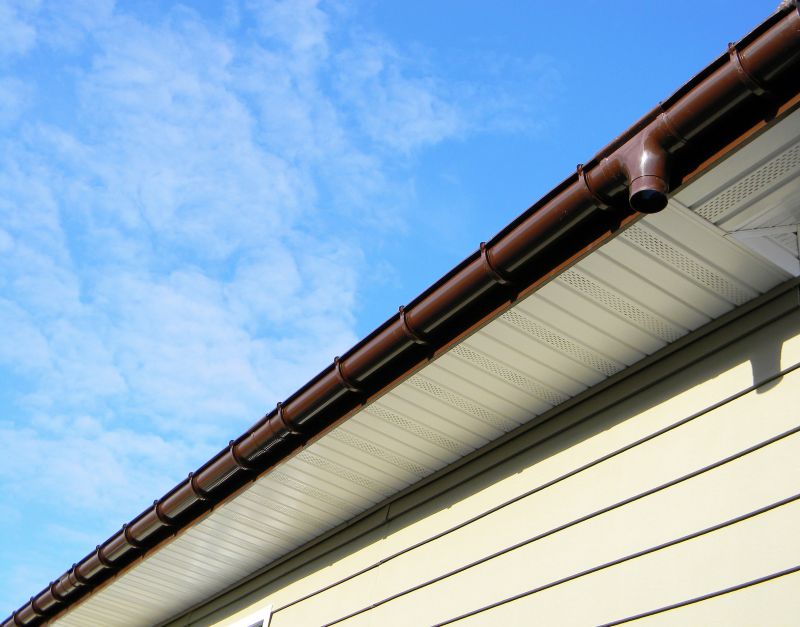 Seamless Gutters Replacement